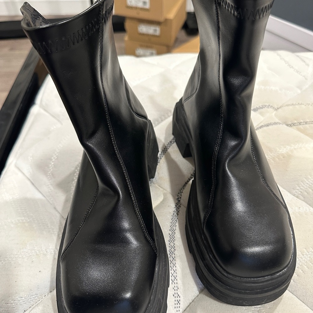 Black Women's Boots
